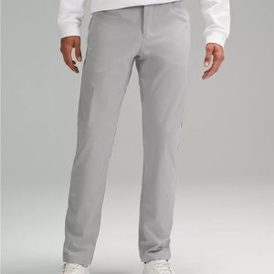 Lululemon ABC Classic-Fit 5 Pocket Pant 32"
Warpstreme
Size: 31